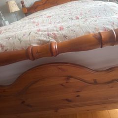 Double Antique  4 ft 6 double Bed  Spotless condition