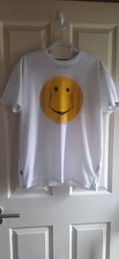 Mens CHUNK  White T- Shirt.