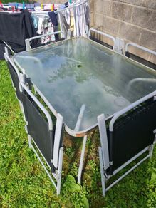 Garden set table and chairs