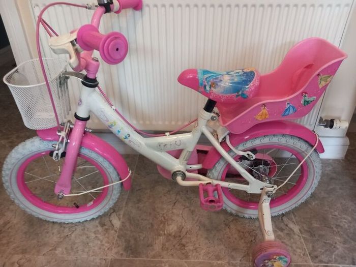 Disney Princess Kids bike size 14 inch wheels