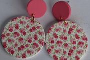Pink &amp; White Blossom Motif Round Earrings