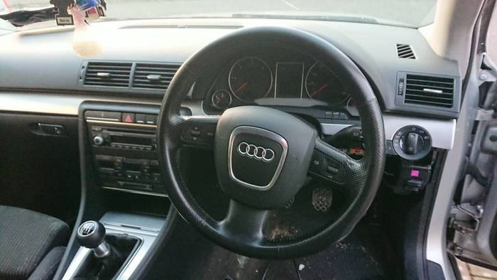Audi a6 c6 door lock saloon estate. Mickro switch central locking alarm diesel petrol all parts breaking a4 A6 2.0TDI BLB BRE BRD  manual tiptronik 7 speed cvt