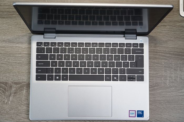 Dell 14 DC14250 | Intel Core 5 120U | 16GB | 512GB