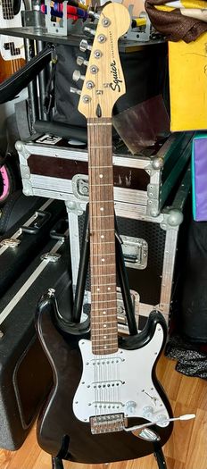 Squier Strat