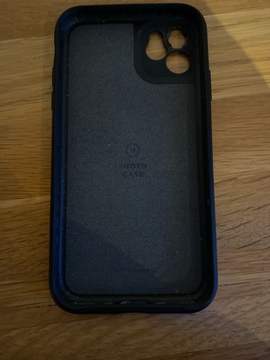 apple I phone 11 Case (Moment)