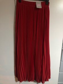 Ladies BNWT heavy skirt free size reduced