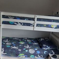 Bunk Beds - single with bedding