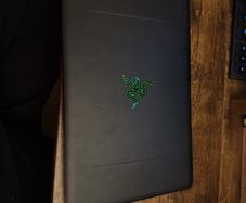 Razerbook i7500u 16gb ram