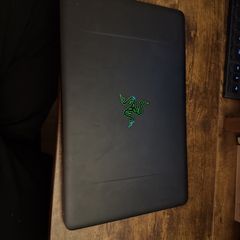 Razerbook i7500u 16gb ram
