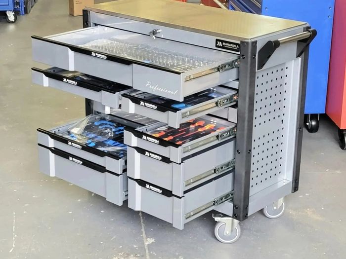 Manarola 12 Drawer Tool Box - Fully Loaded With Tools