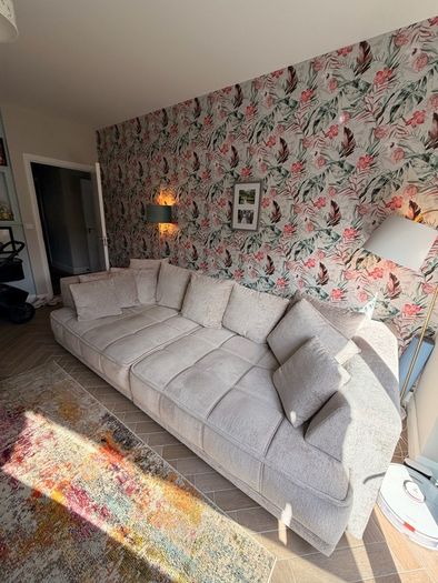 ON HOLD - Sofa - Power Slider