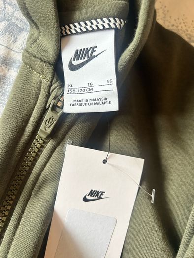 Brand new Nike Khaki tracksuit age 13