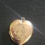 9 carat gold locket Image 2