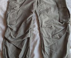 Cargo trousers age 9-10