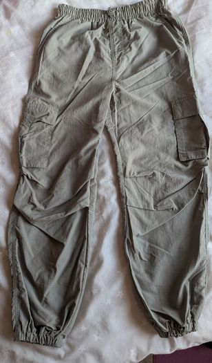 Cargo trousers age 9-10