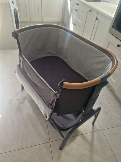Maxi Cosi Iora Co- sleeper