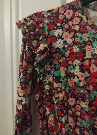 Floral Dress age 9-10 leigh willow Tucker