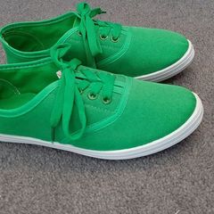 Ladies Canvas Shoes