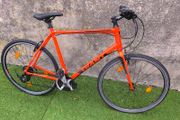 23" Giant Hybrid Bike