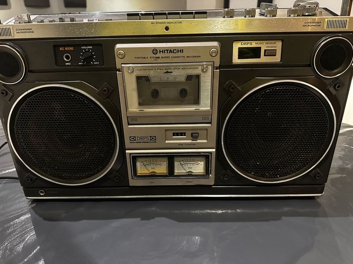Vintage Philips Boombox D8323 Radio Cassette Recorder, working good.