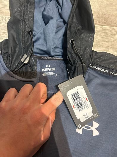 Under Armour Hoodie