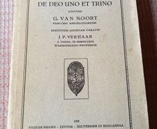 Tractatus De Deo Uno et Trino" (Treatise on God, One and Three).