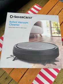 robot vacuum