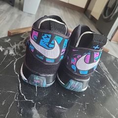 nike unvrs