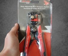 US Snap-Mac Automatic Wire Stripper, Cutter & Crimper 3-in-1 Multi-Tool