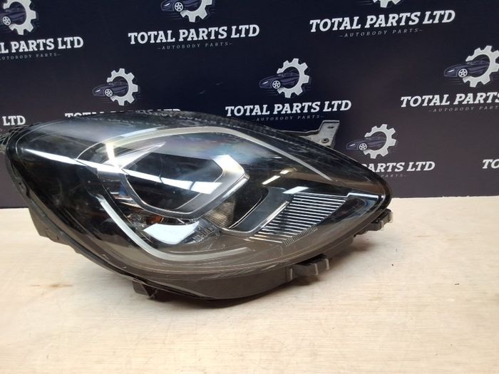 Ford puma headlight