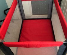 Travel cot