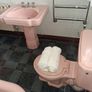Bathroom suite Image 2