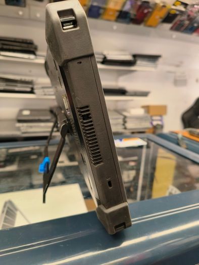 Dell Latitude 7212 Rugged Extreme Tablet 11.6" FHD | Intel i7-7600U 16GB 500GB Windows 11 Pro (Touch)