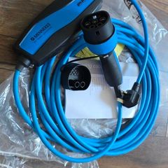 Mennekes Type 2 EV Charger 8m