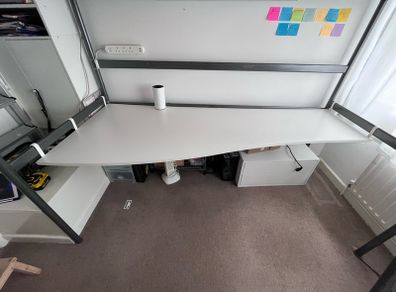 desk for IKEA SVARTA bed