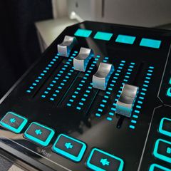 TC-Helicon GoXLR Full Size Mixer - Audio Interface - Excellent Condition