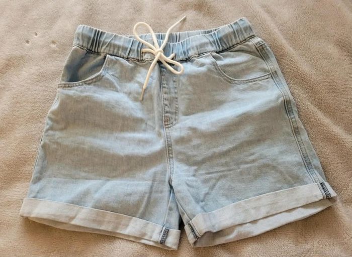 Bundle of  women clothes size 10( 38)