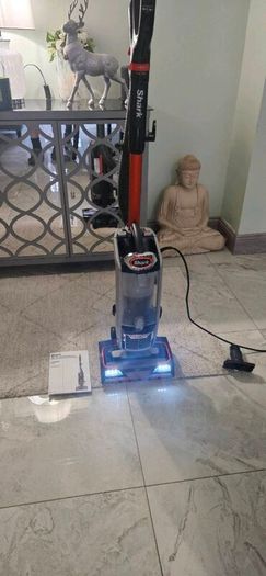 Shark  upright  vacuum cleaner