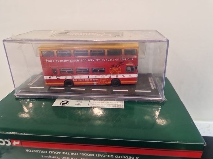 1:76 scale corgi omnibus post office