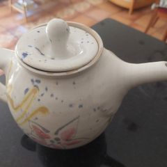 Large Pottery Tea Pot