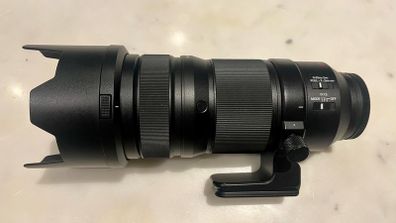 Panasonic Lumix S Pro 70-200 2.8 OIS lens