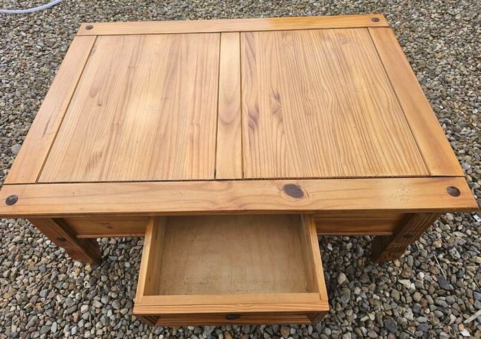 pine cofee table