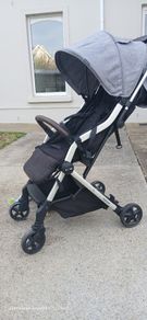 Zummi travel buggy