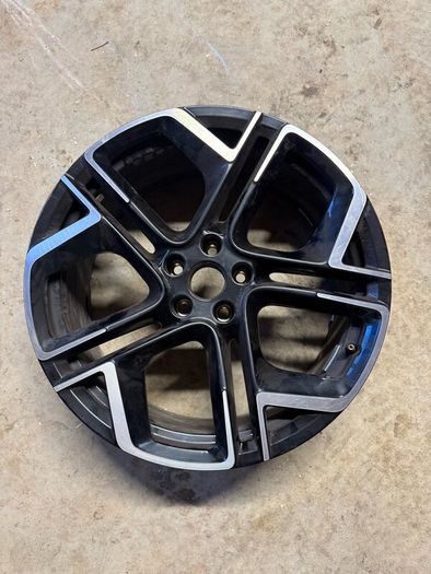 20 Genuine VW R line Alloys