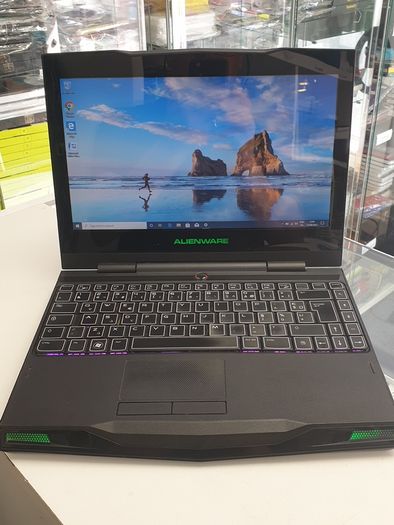 Alienware M11x (p06t) 12", I5 U520 6gb Ram 256gb Ssd, Windows 10 Pro, Nvidia Geforce Gt335m