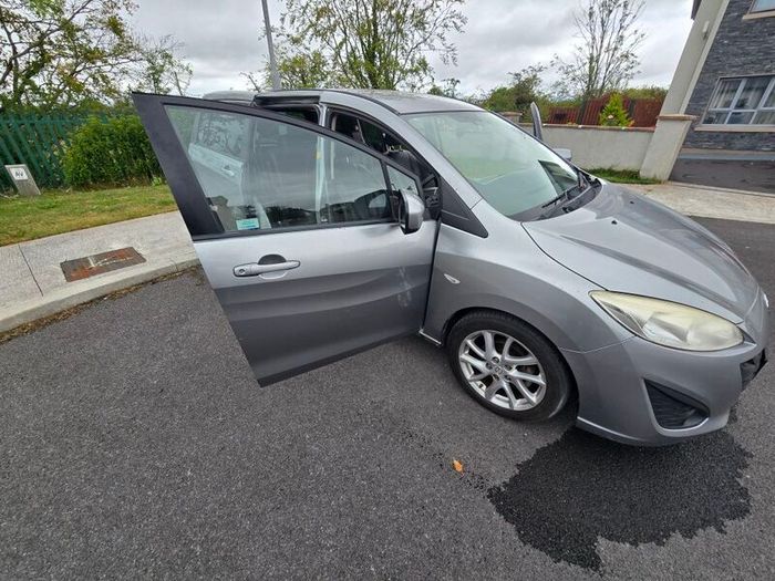2015 Mazda Premacy
