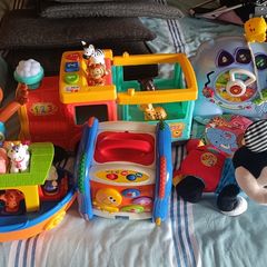 Toy bundle and chair