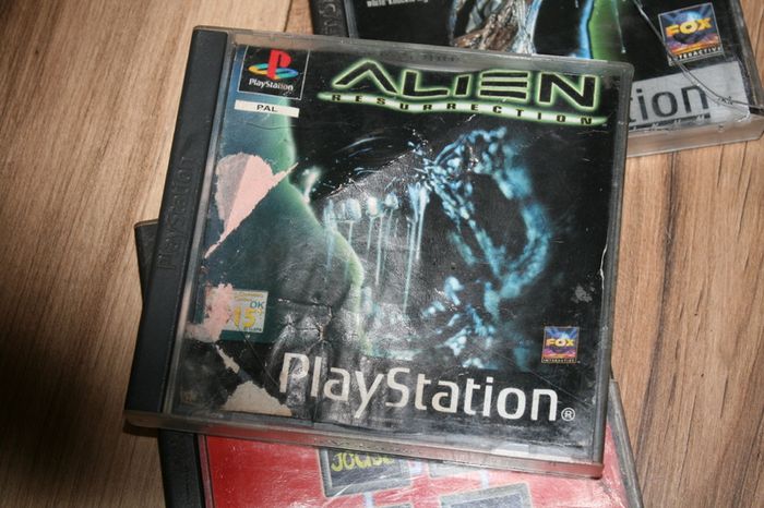 Playstation 1 games (35 each)