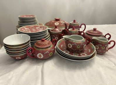 Chinese dinner set, porcelain Longevity Wan Shou Wu Jiang red famille rose, 48pc, no damage, Kilternan D18