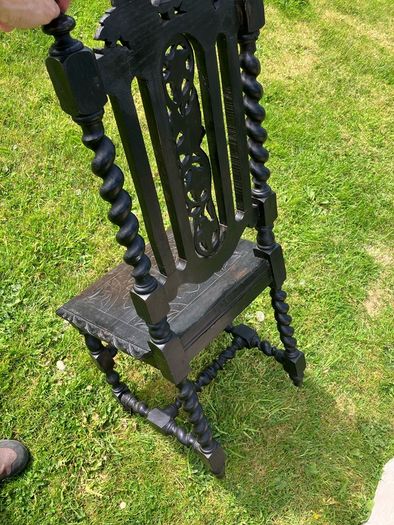 Hallchair